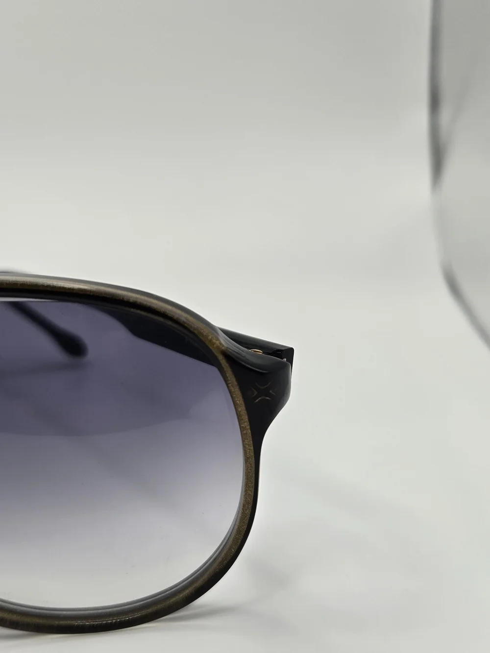 The Alberto Puccini eyewear brand was particularly active during the 1980s.